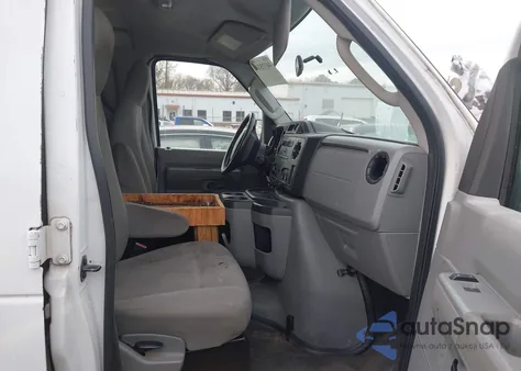 2014 Ford E-250 Commercial z USA, uszkodzony, nr VIN 1FTNE2EW1EDA53872